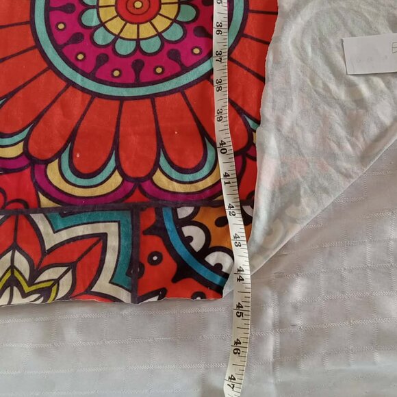 E) Mandala design fabric - polyester/spandex (end of roll, last lenghts) - Picture 4 of 9